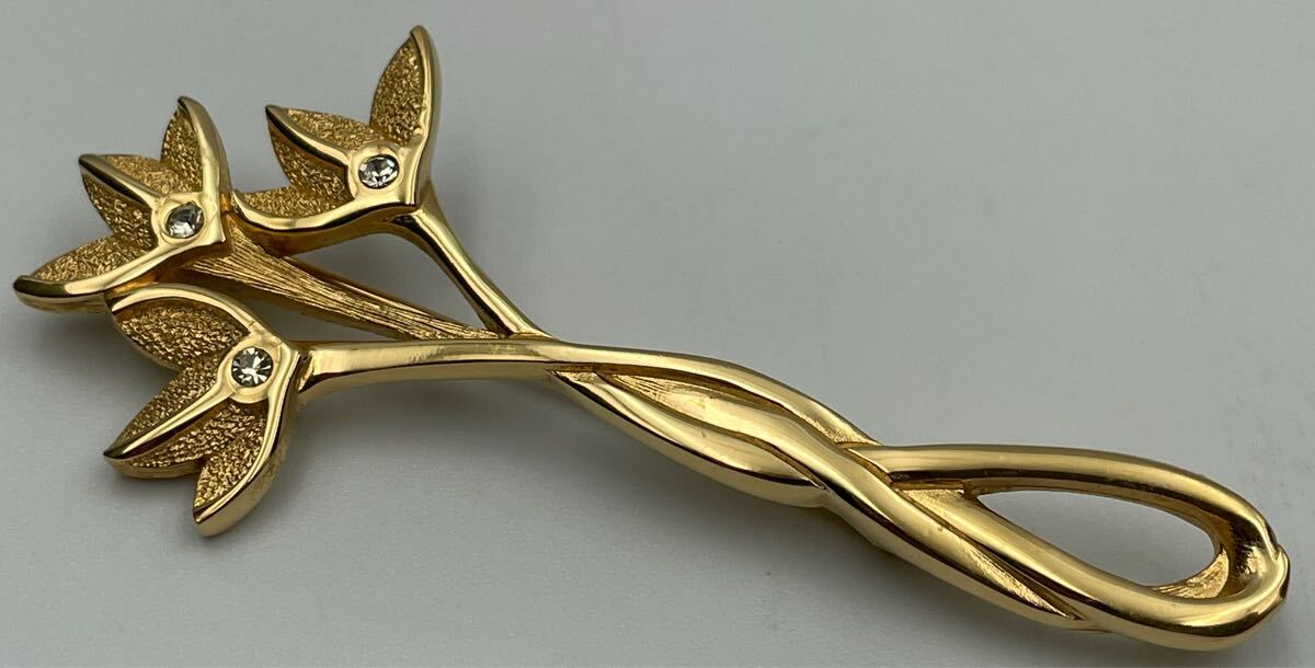 KH3557A070 Givenchy ジバンシィ ゴールドトーン ヴィンテージブローチ ラインストーン 重さ約10.21g 現状品