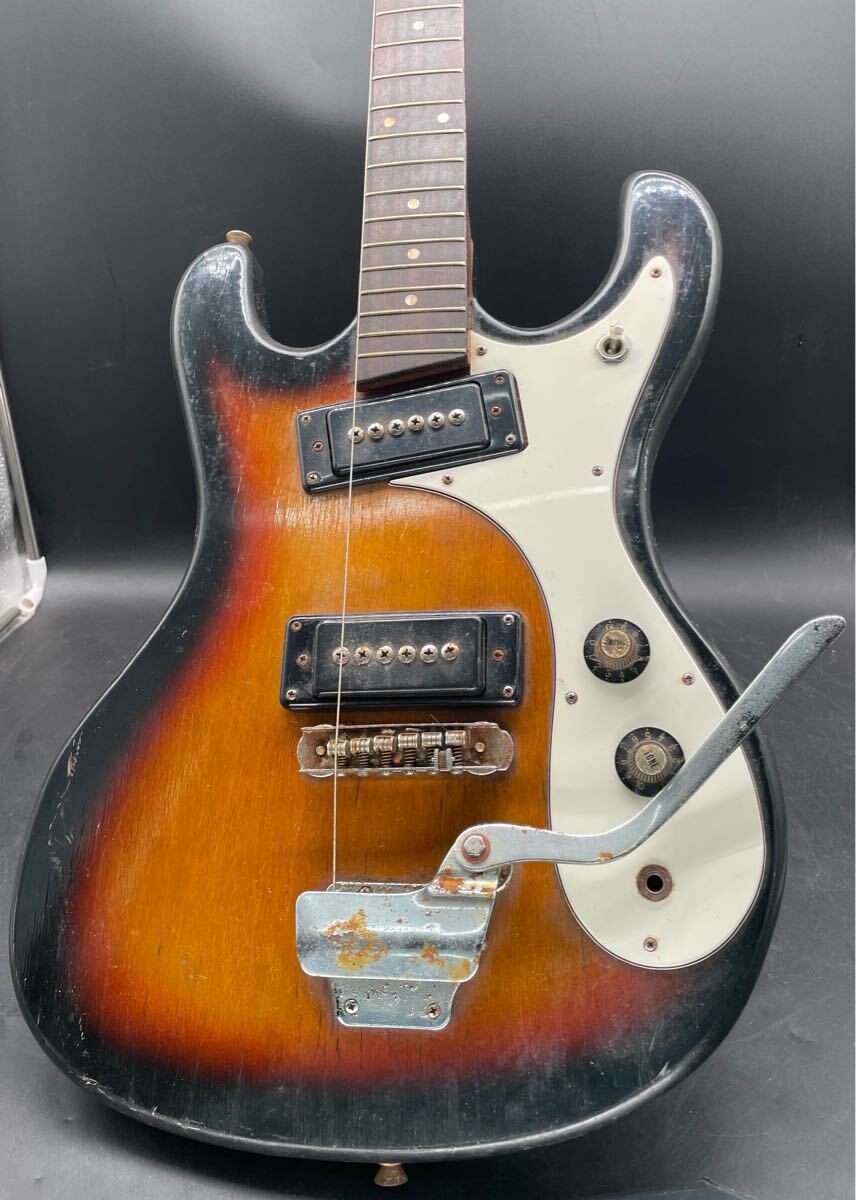 KH35684000A151 Thomas トーマス モズライト ビザール エレキギター 動作未確認です。ジャンク 現状品