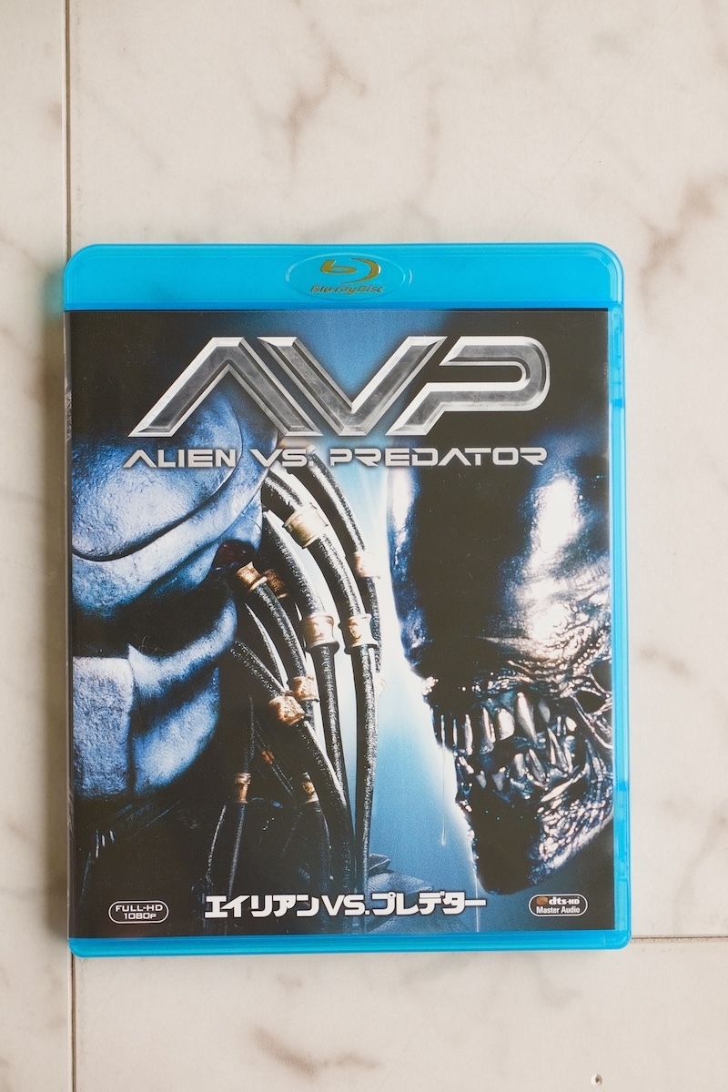 ★エイリアンvsプレデター /AVP2 エイリアンvsプレデター2 ２作セット [日本正規版 セル版 Blu-ray 2枚組 動作確認済み]