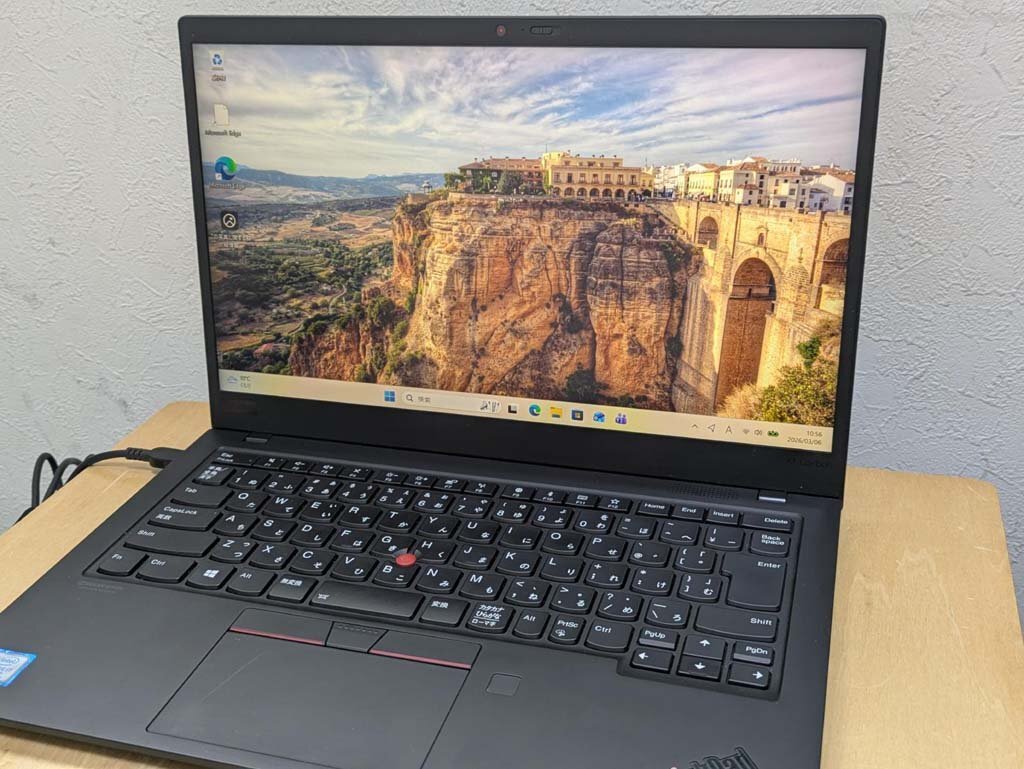 △Lenovo ThinkPad X1 Carbon 20QES0JA2D 第8世代i7-8665U RAM16GB SSD512GB 14FHD Windows11