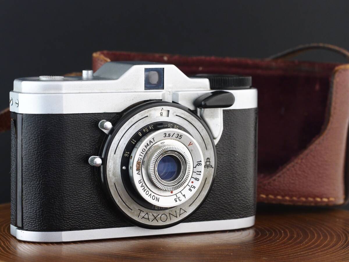 【完動】ZEISS IKON TAXONA NOVONAR 35mm f3.5 V タクソナ