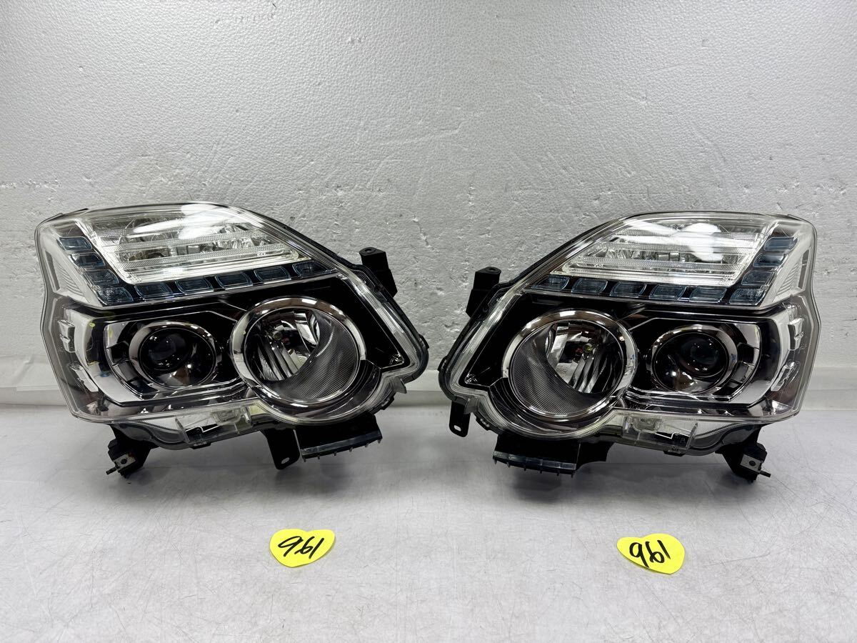 美品 後期 HID T31 エクストレイル左右セットヘッドライト バラスト付 ICHIKOH 1849 打刻:W ユニット メッキ 純正★日産 (961)
