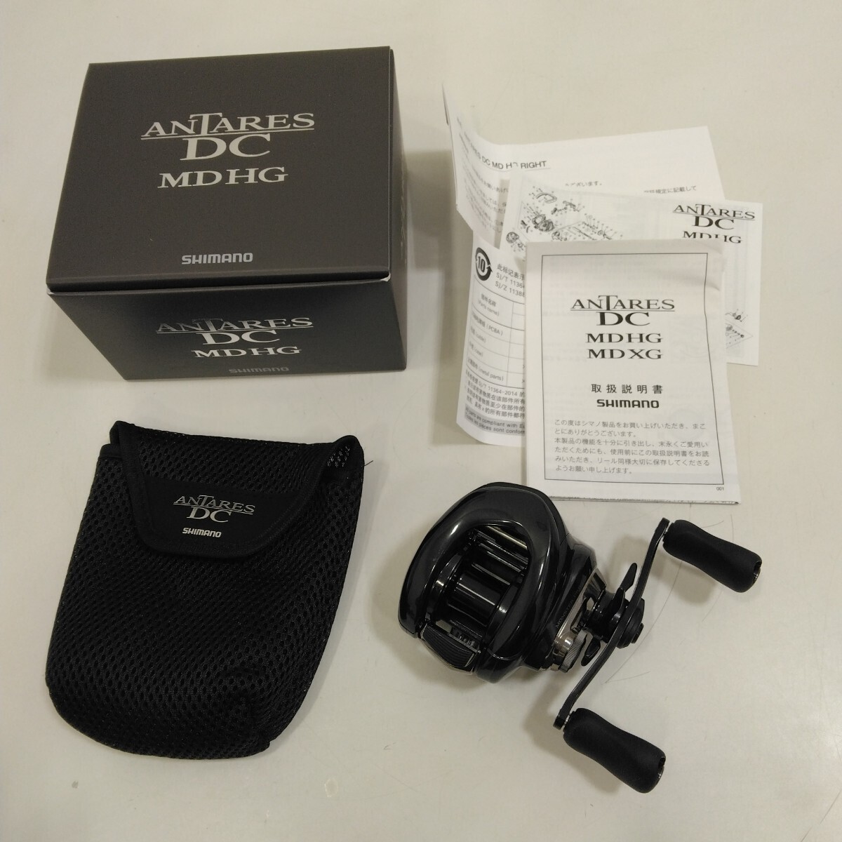 美品 SHIMANO シマノ 釣具 ベイトリール ANTARES DC MDHG アンタレス 右ハンドル 046000 5RL661A30