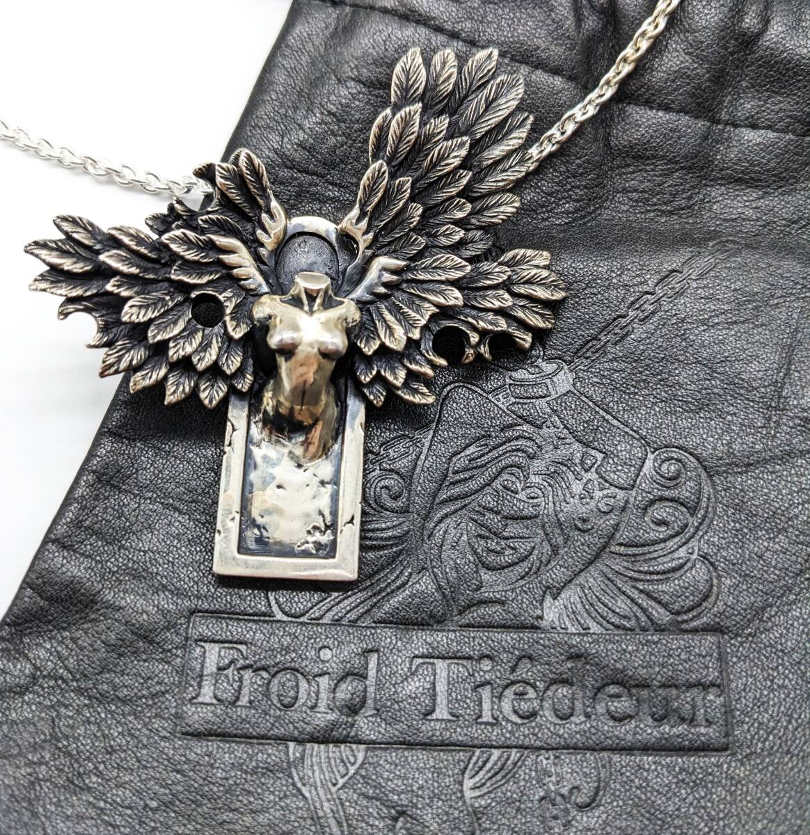 ■Froid Tiedeur フロワティエドール リベラスィヨン シルバー 925 ネックレス アクセサリー チェーン 革ケース レザー 天使 羽 