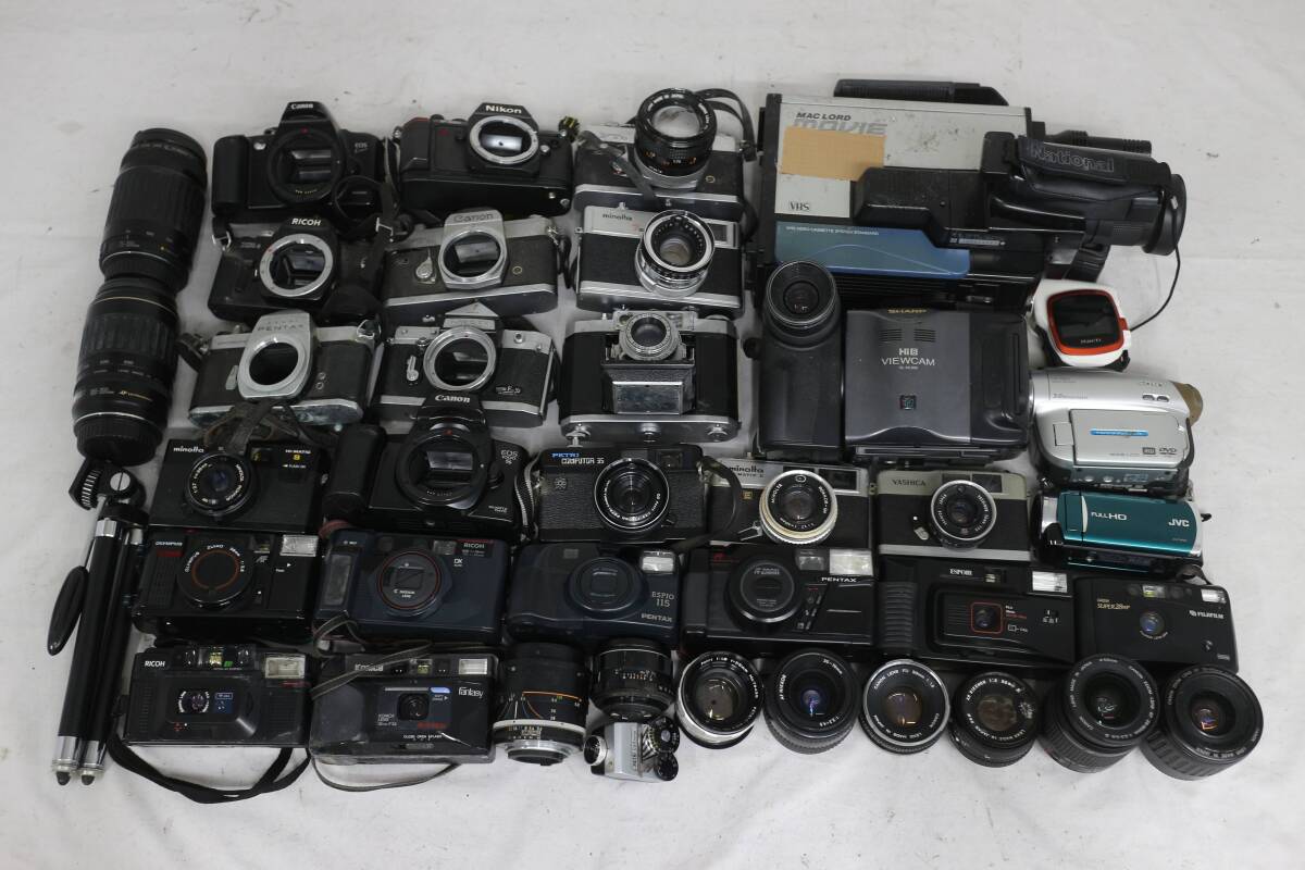 【送料無料】1円 蔵出し カメラ ビデオ 大量 未清掃 現状品 キャノン ニコン ソニー 一眼 フィルム コンパクト 動作未確認 ジャンク M777