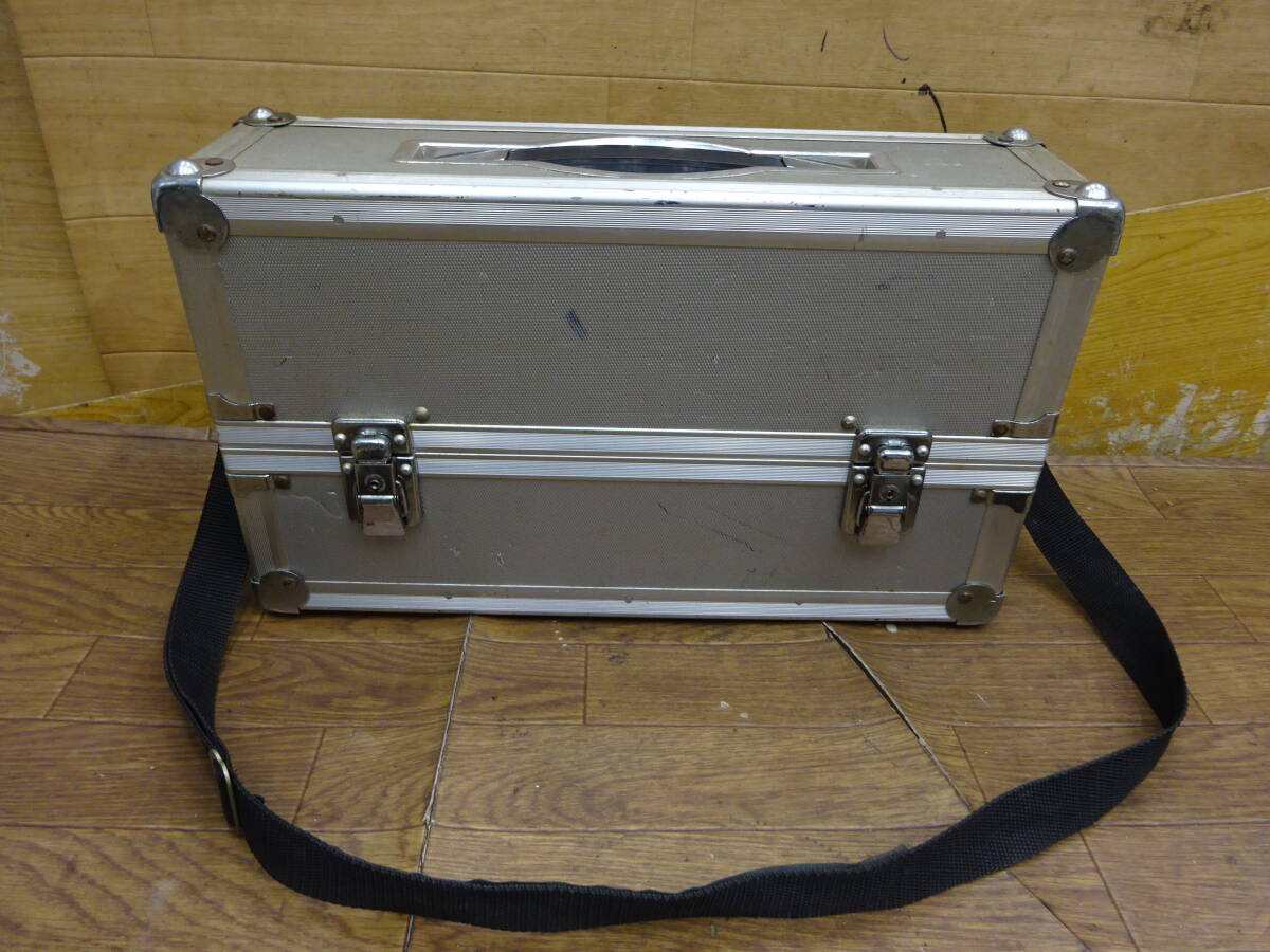 817、アルミケース　41cmx12cmx25㎝くらい　前橋市から