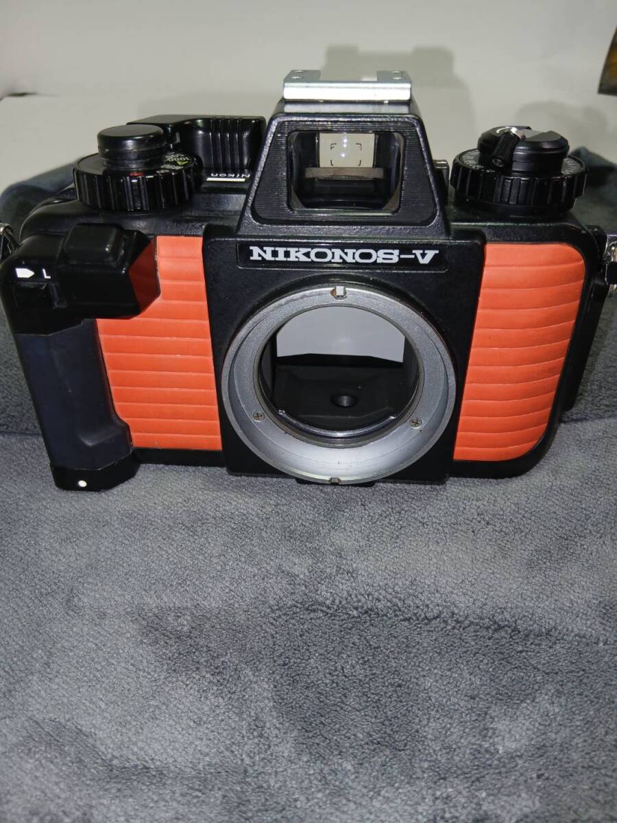 Nikon ニコン　NIKONOS-V ニコノスV 水中フィルムカメラ　ボディのみ【ジャンク】