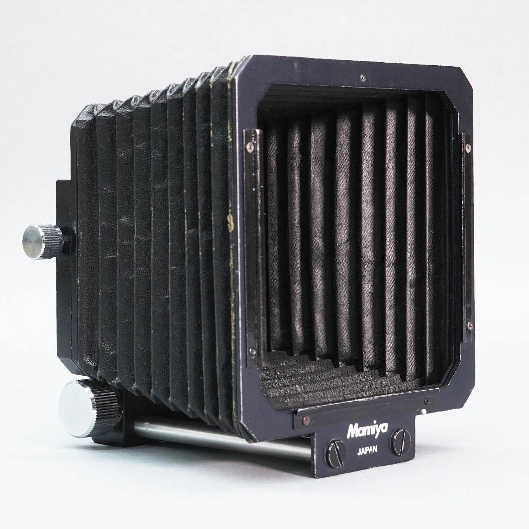 【82】MAMIYA 645カメラ用　蛇腹フード