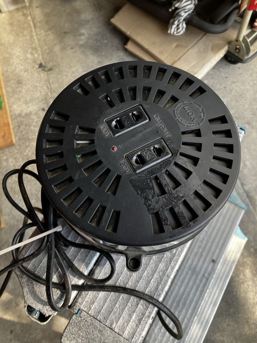 変圧器220Vから100V