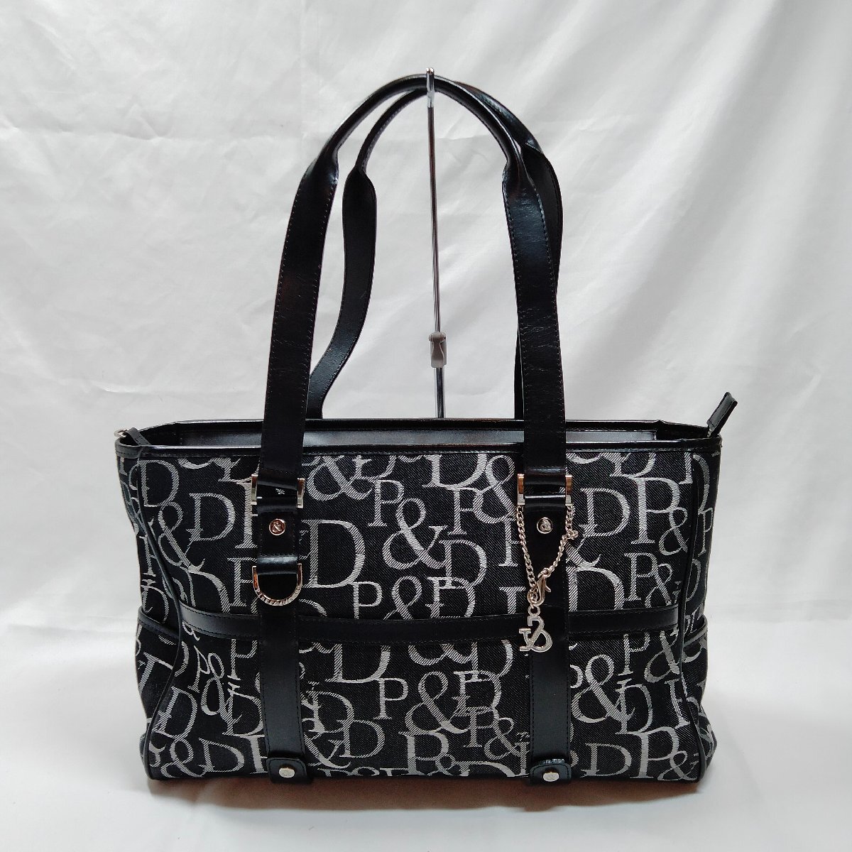 5点以上落札で送料無料！ ピンキー＆ダイアン トートバッグ キャンバス レザー ロゴ 総柄 チャーム付 2152704