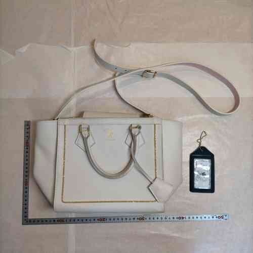 5点以上落札で送料無料！ ADMJ エーディーエムジェイ アイボリー トートバッグ ショルダー 2way ゴールドラメ 1069942