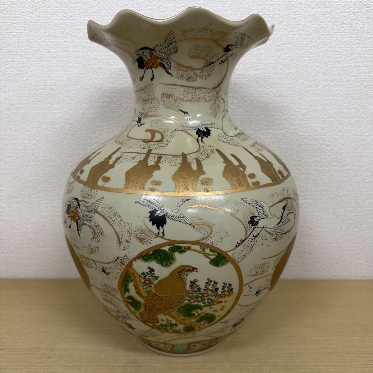 ♪D4250 花器 薩摩焼 花瓶 十文字 花鳥図 金彩 壺 骨董品 飾壺 陶磁器 花入 金彩 置物 高さ約35cm 口径約10cm 昇龍 木札付き 薩摩
