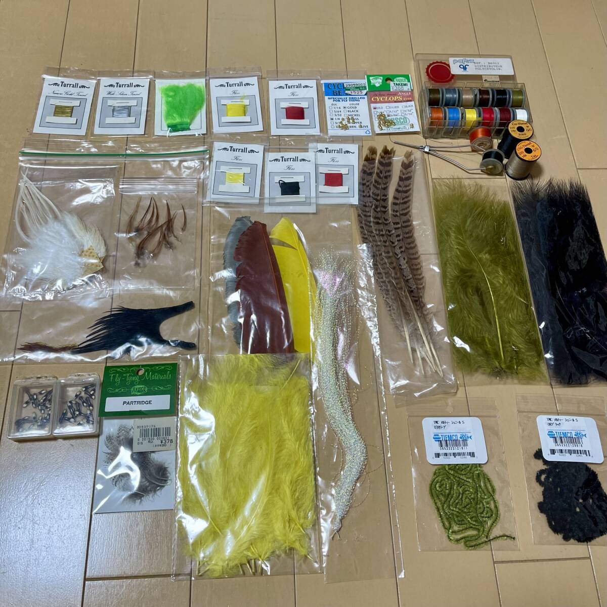 フライ タイイング マテリアル セット まとめ ドライフライ ハックル ジャングルコック ボビンホルダー マラブー サーモン ウェット