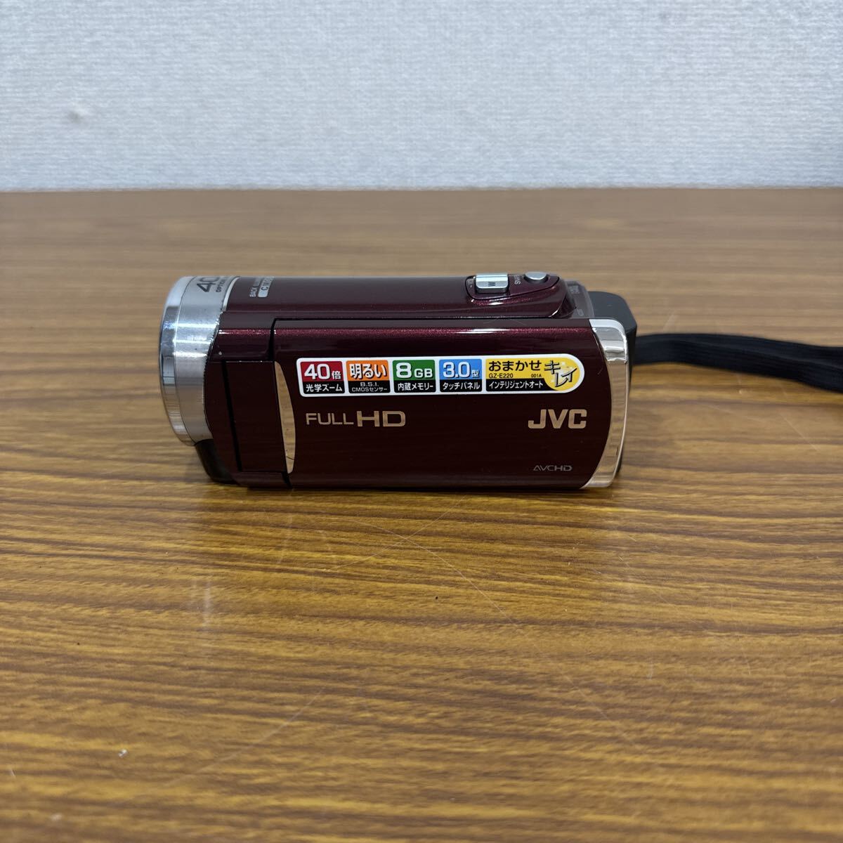 管260316 k ◆ JVC MODEL No：GZ-E220-R ビデオカメラ　動作未確認　本体のみ　☆★ デジタルビデオカメラ