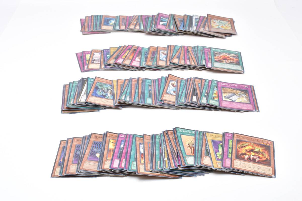 遊戯王カード216枚まとめ レアカード16枚あり ＃A392 