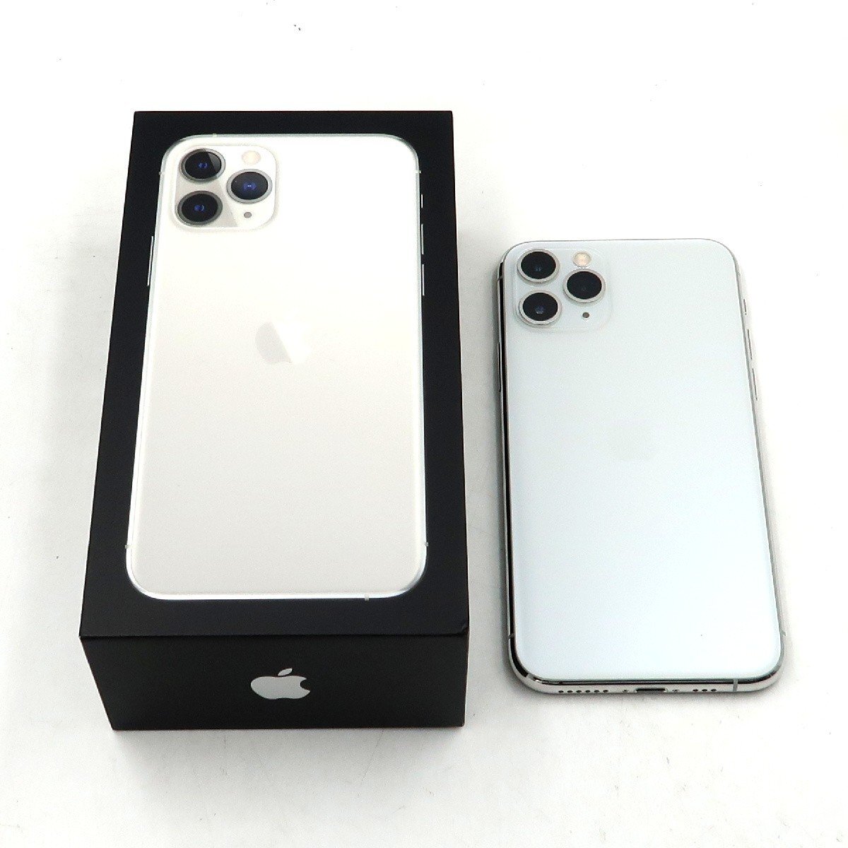 ◇【Apple アップル】iPhone 11 Pro 64GB SIMフリー MWC32J/A スマートフォン シルバー