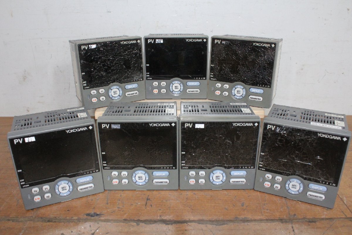 ☆【2H0325-35】 YOKOGAWA 横河電機 汎用型デジタル指示調節計 UT35A 7台セット 動作保証