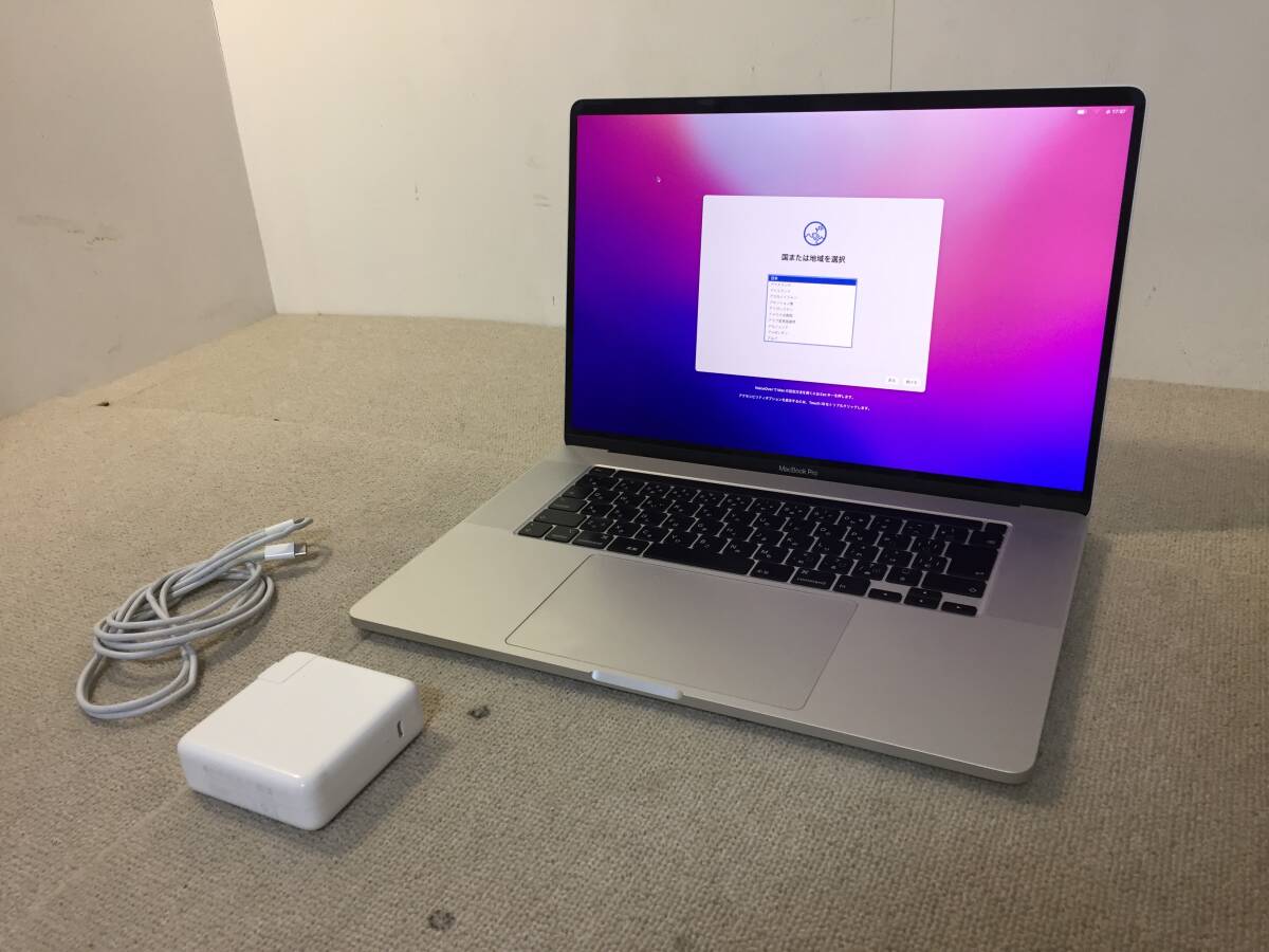 【197】Apple MacBook Pro 16-inch,2019 シルバー Core i9-9980HK 2.4GHz/64GB/SSD1TB/macOS Monterey