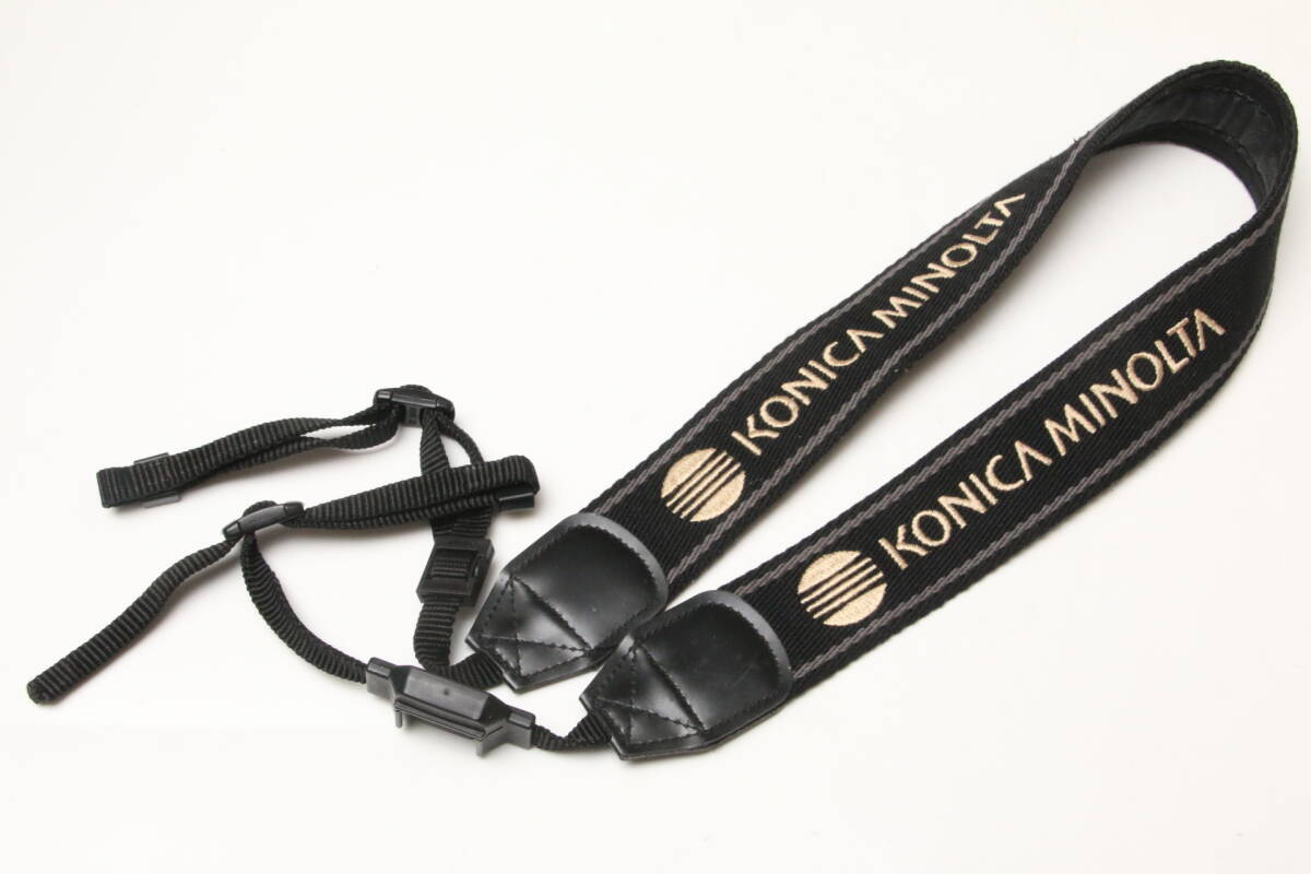 コニカミノルタ　KONICA MINOLTA　ストラップ　黒金　