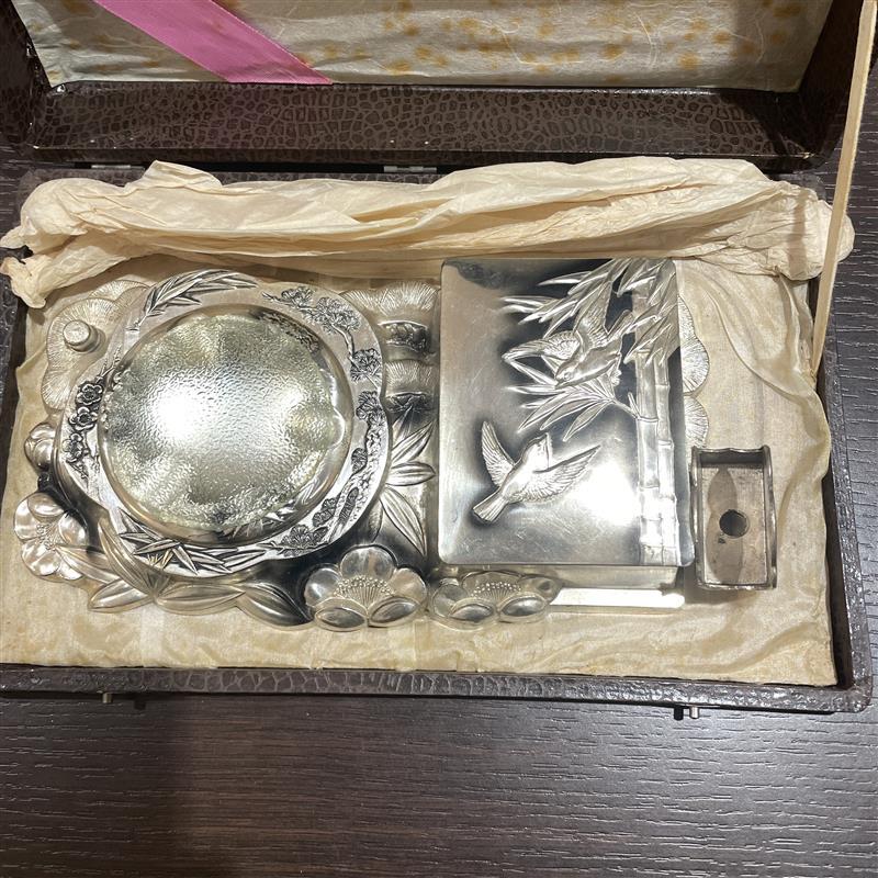 ＃25984　灰皿　喫煙グッズ　置物　インテリア　現状保管品