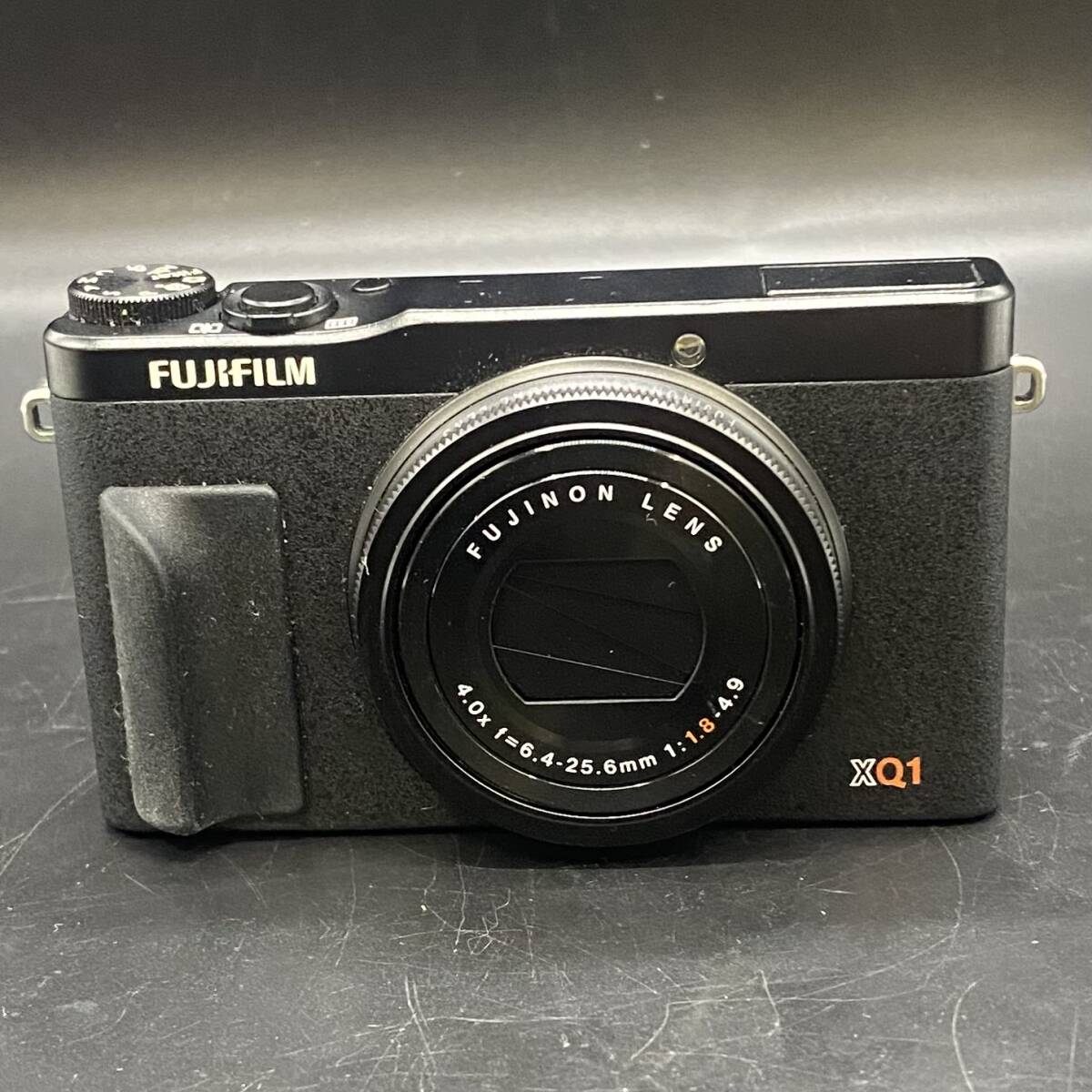 A7655 ジャンク品 FUJIFILM XQ1 富士フィルム フジフィルム デジカメ 通電確認済