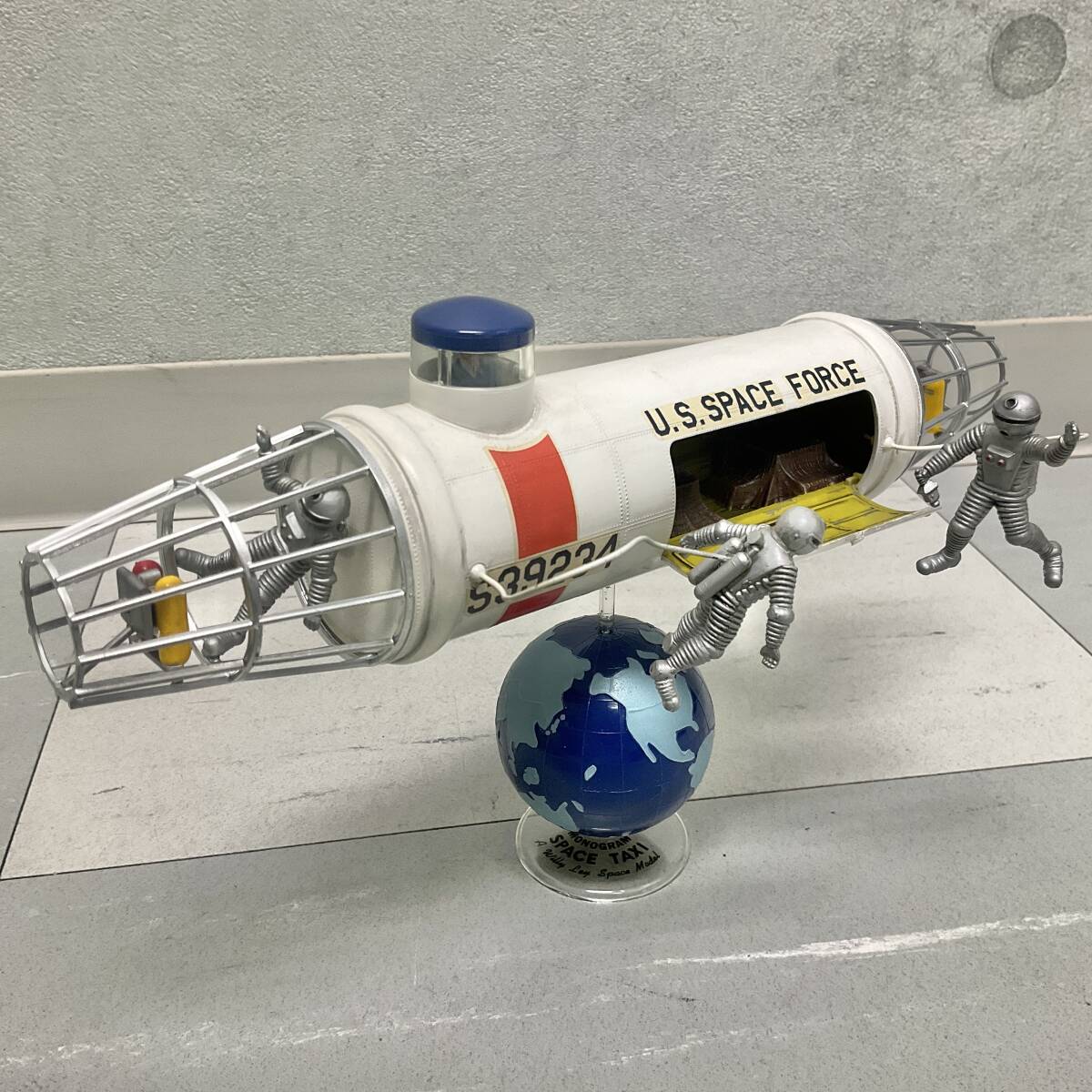 1959年製 モノグラム 1/48 スペースタクシー 塗装済み 完成品