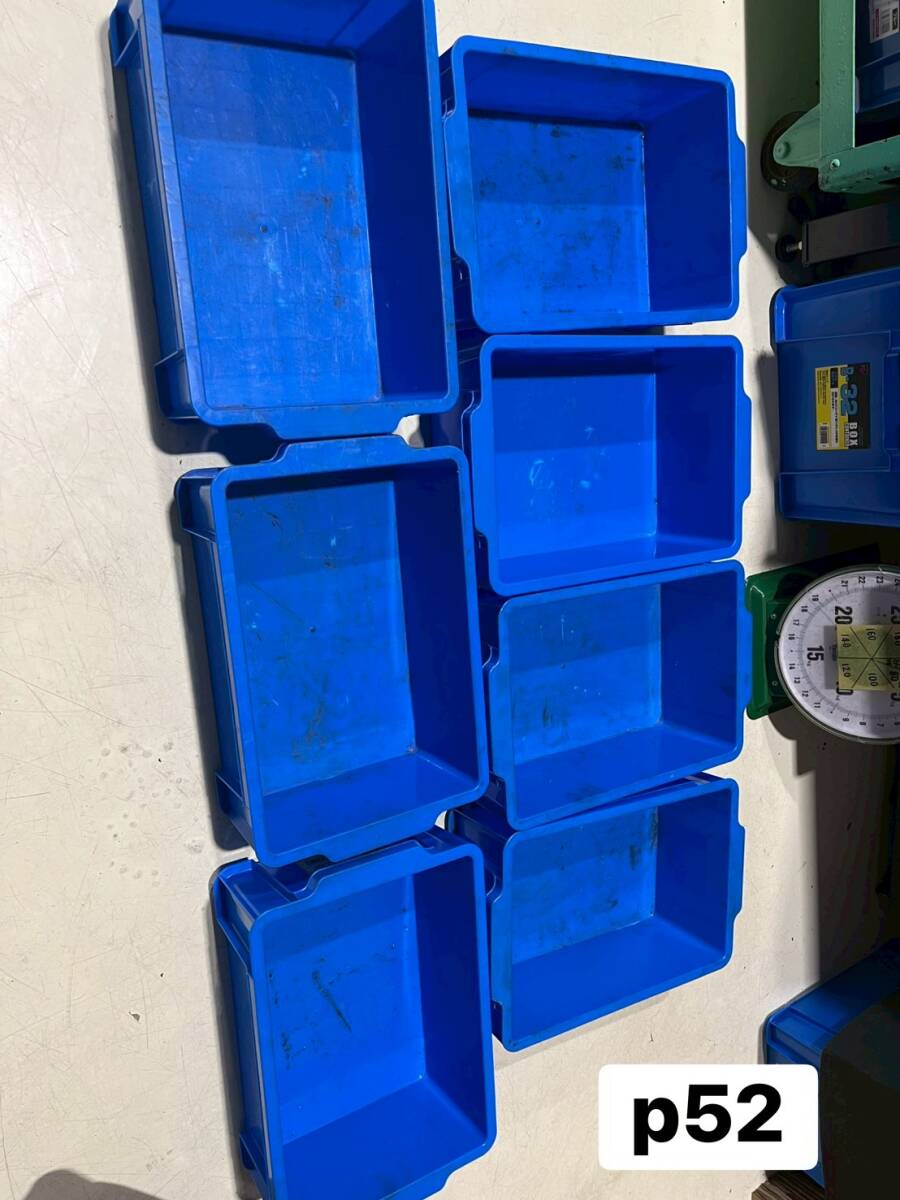 7個まとめ売り☆アイリスオーヤマ　BOXコンテナ　B-13　プラ箱　スタッキング　工具入れ　道具入れ　整頓※一部変形・汚れあり(ｐ52-E)
