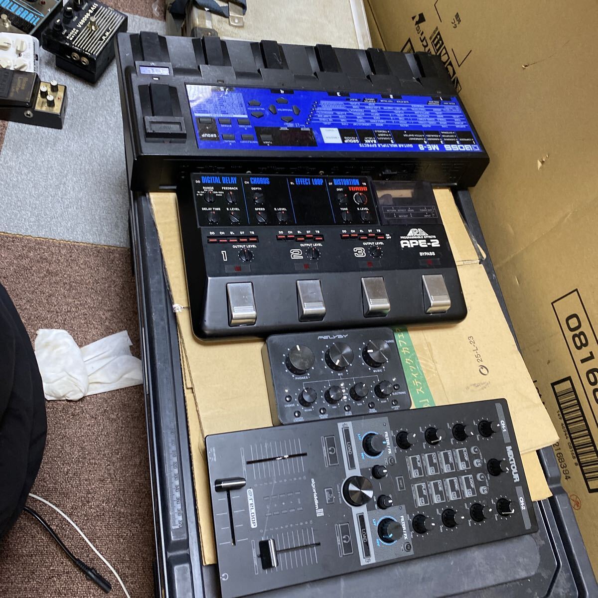 BOSS マルチエフェクター ME-8/ARIA APE-2/mixtour reloop-a division 