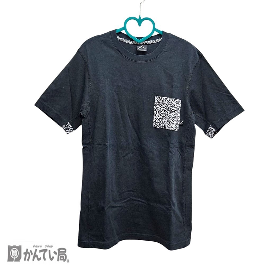 AIR JORDAN エアジョーダン Tシャツ ブラック 黒 Sサイズ 総丈：約69ｃｍ 古着 春夏 胸ポケット有り クリックポスト発送