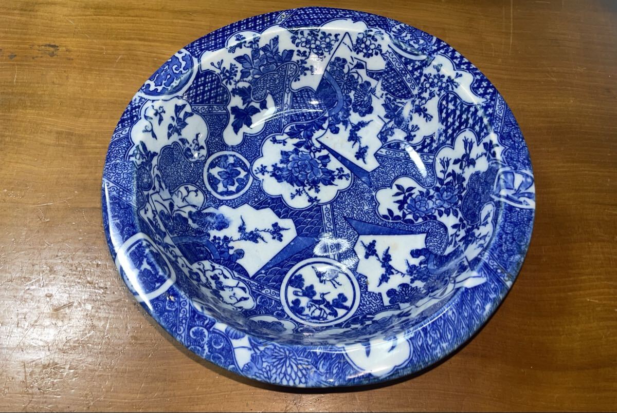 管R211 印判 染付 大鉢 盛り鉢 厚手 呉須 藍 アンティーク 骨董 丸紋 鶴 吉祥文様 花鳥山水図 1客 直径約24cm