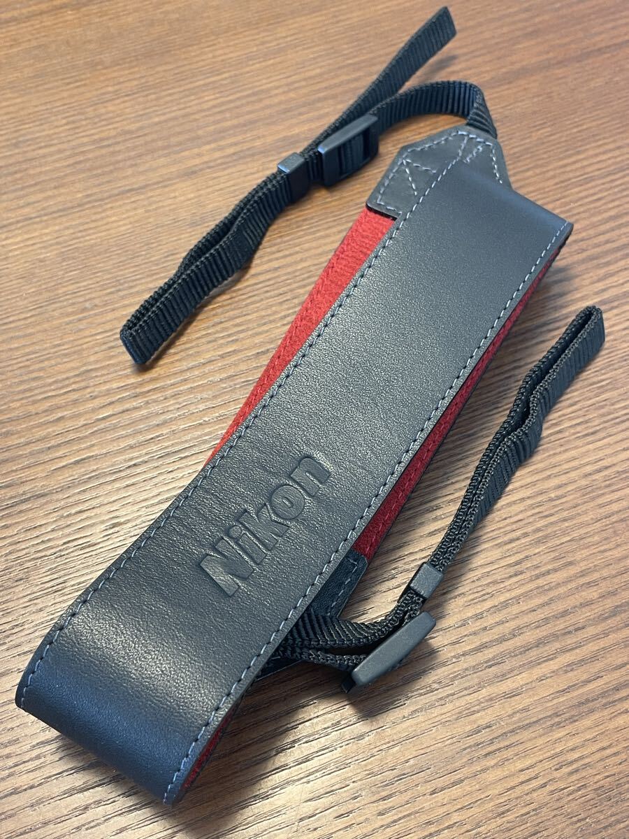 Nikon ニコン ストラップ レザー 本革 ブラック 黒 レッド 幅40mm カメラストラップ 未使用品 純正