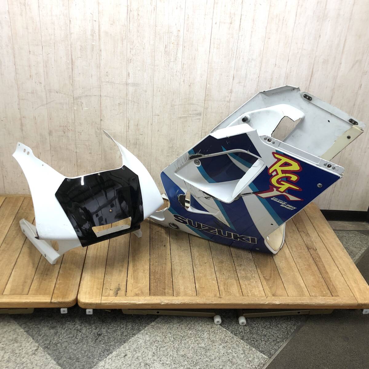 ＊SUZUKI RG125ガンマ アッパーカウル/アンダーカウル(左右/センター) セット フロントカウル サイドカウル 外装パーツ 純正 スズキ