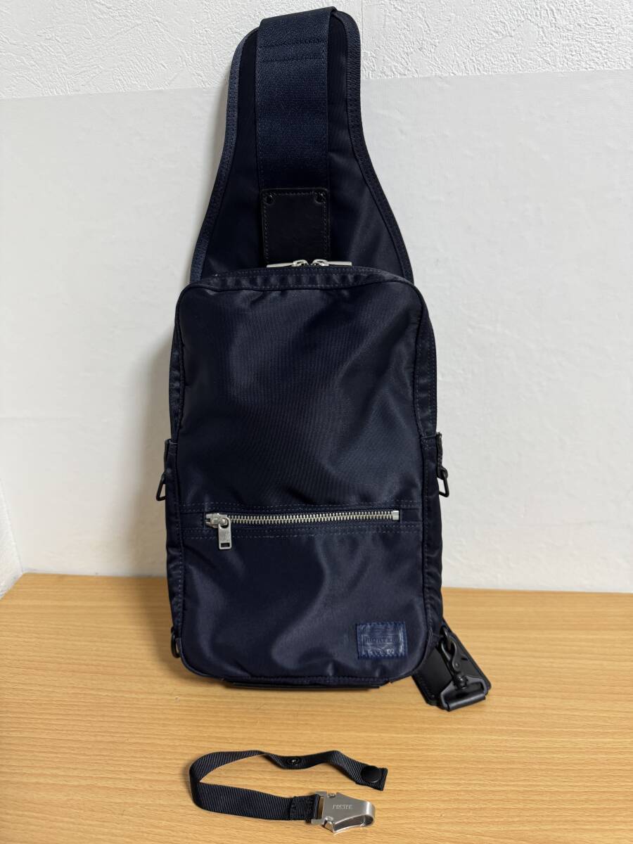 定価49500円●極美品●吉田カバン ポーター PORTER LIFT リフト ワンショルダーバッグ 品番822-06134 ネイビー色