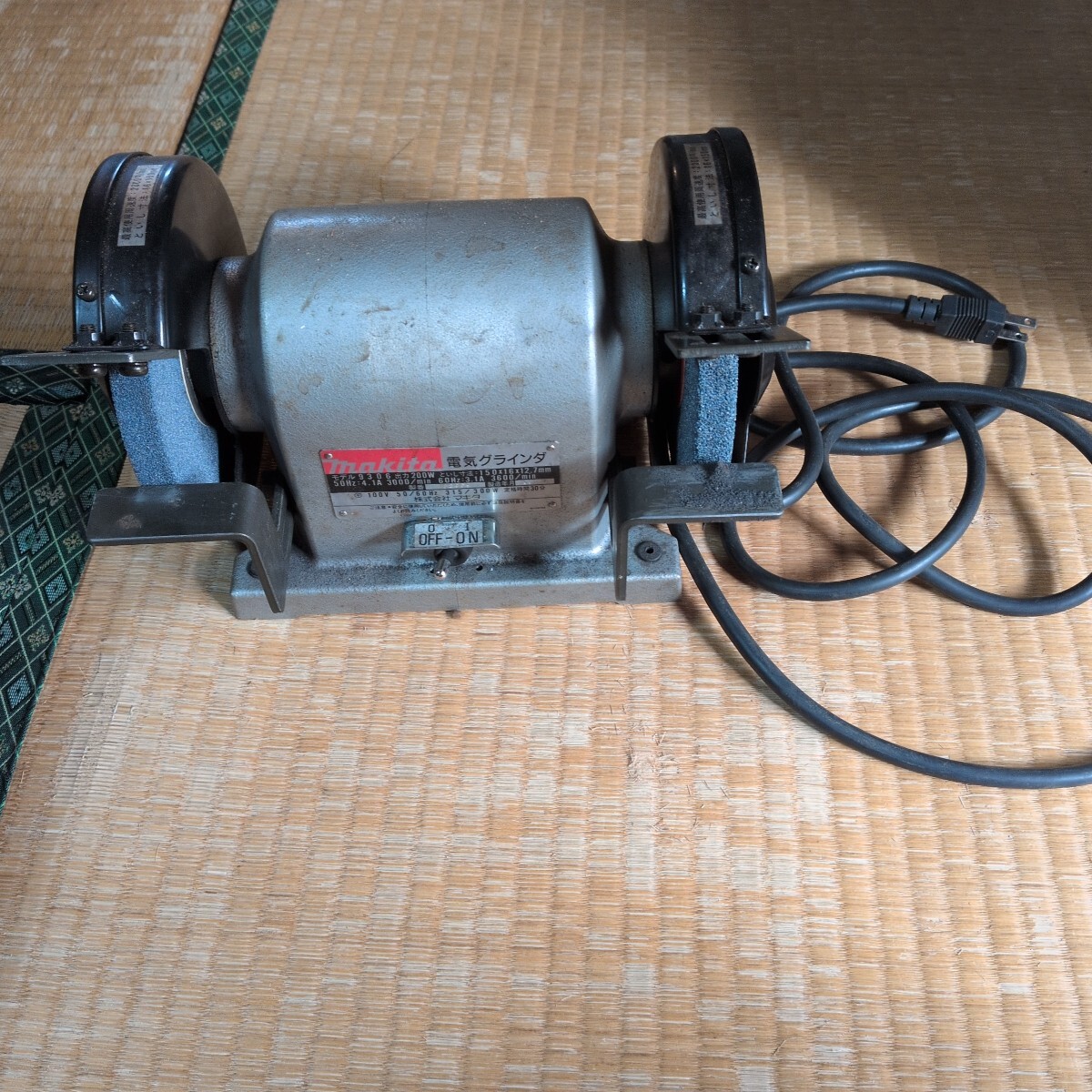 マキタ 両頭グラインダー電気グラインダ