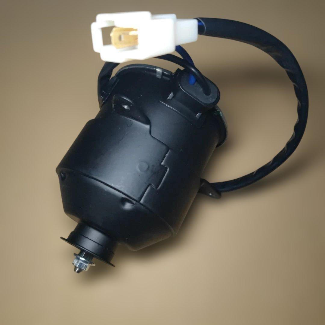 未使用 アクティトラックHH5 HA6 HA7ライフダンクJB3 JB4ファンモーター 自動車パーツ　送料無料