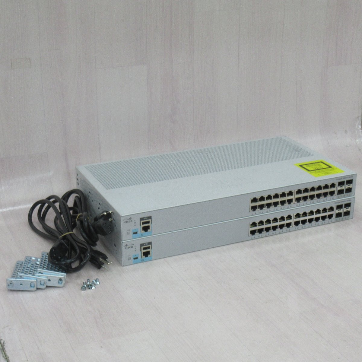 CISCO WS-C2960L-24TS-LL V02 (2台セット) Catalyst2960-Lシリーズ ギガビットイーサネットスイッチ PoE+ 保証有 YL2＿20012#