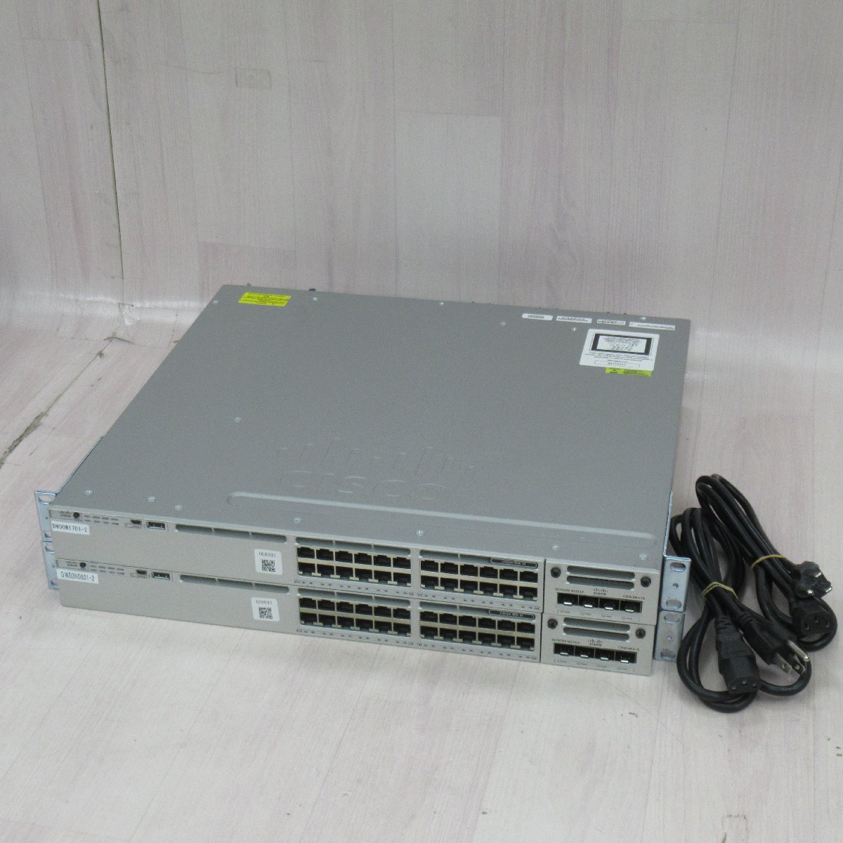 CISCO WS-C3850-24T-E V07 (2台セット) Cisco Catalyst 3850 シリーズ スイッチ 設定ファイル消去済 金具付 保証あり YL2＿20019#