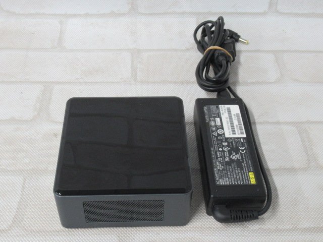 BC0364 Ω 新TTPC 2987e Intel【 NUC8BEH 】【 OS無 / i3-8109U / 4.00GB / HDD:250GB + SSD:256GB 】AC付