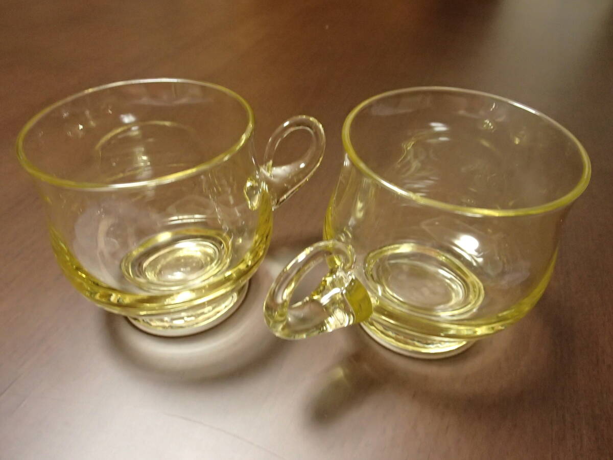 ●カメイガラス　●コップ　2個