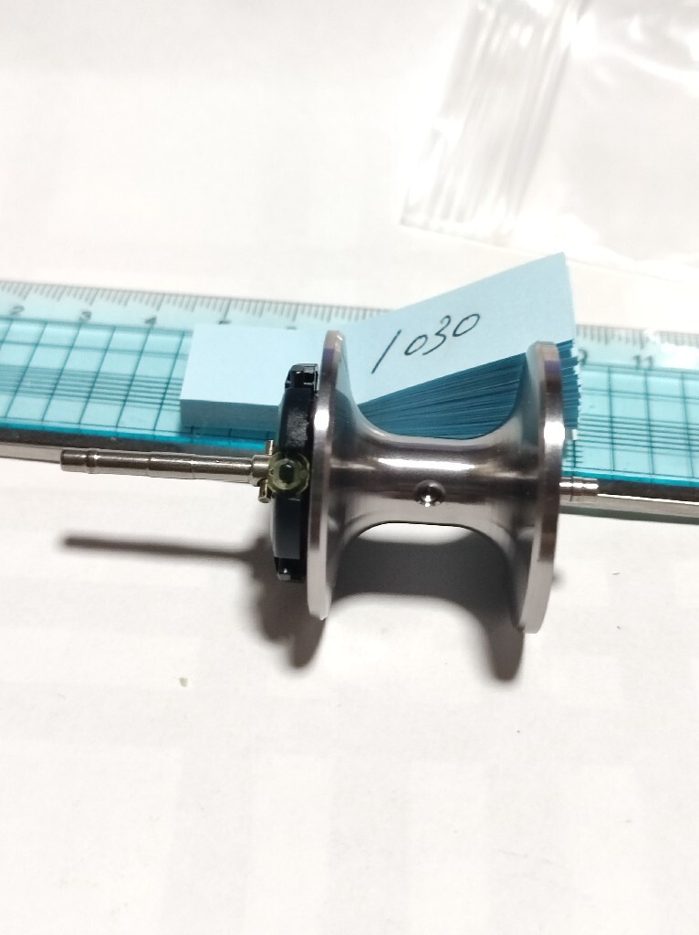 シマノ アクシス100　部品　純正スプール　b1030