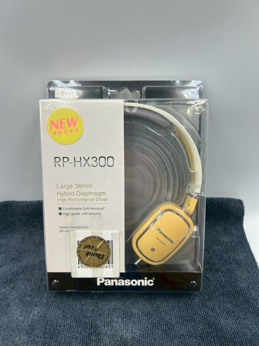 [3-70]パナソニックのステレオヘッドホン「RP-HX300」新品保管品