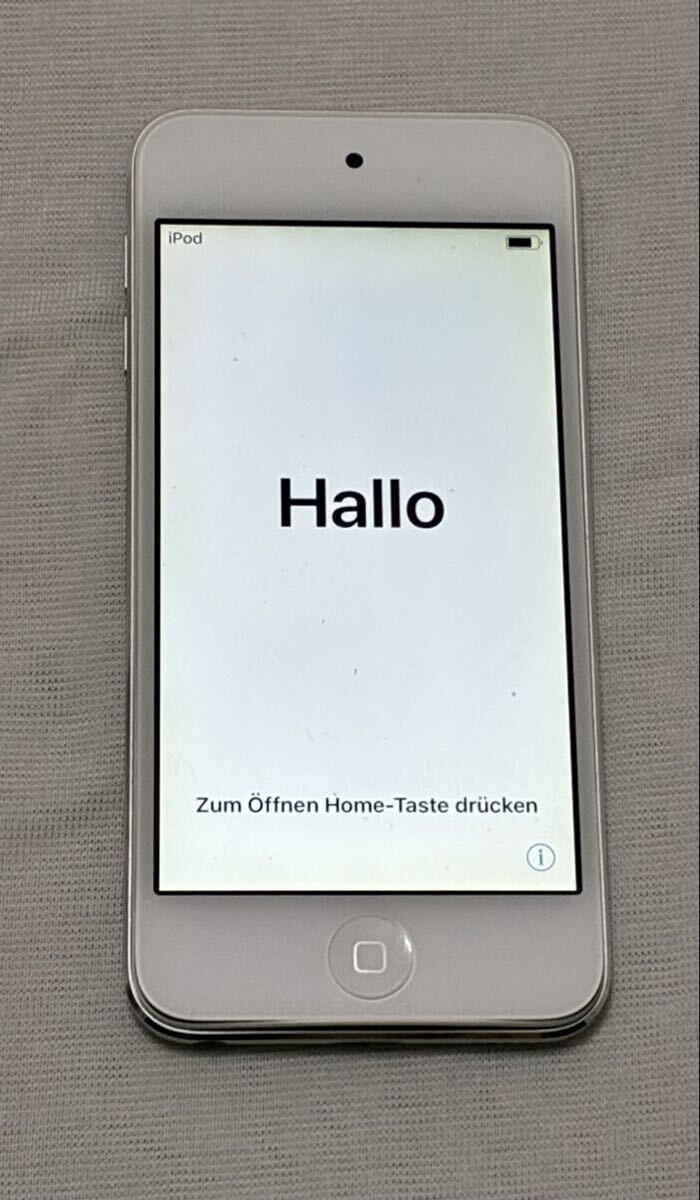 ☆ ジャンク品 Apple MKHX2J/A iPod Touch 32GB MKHX2J/A (シルバー) iPod （2）