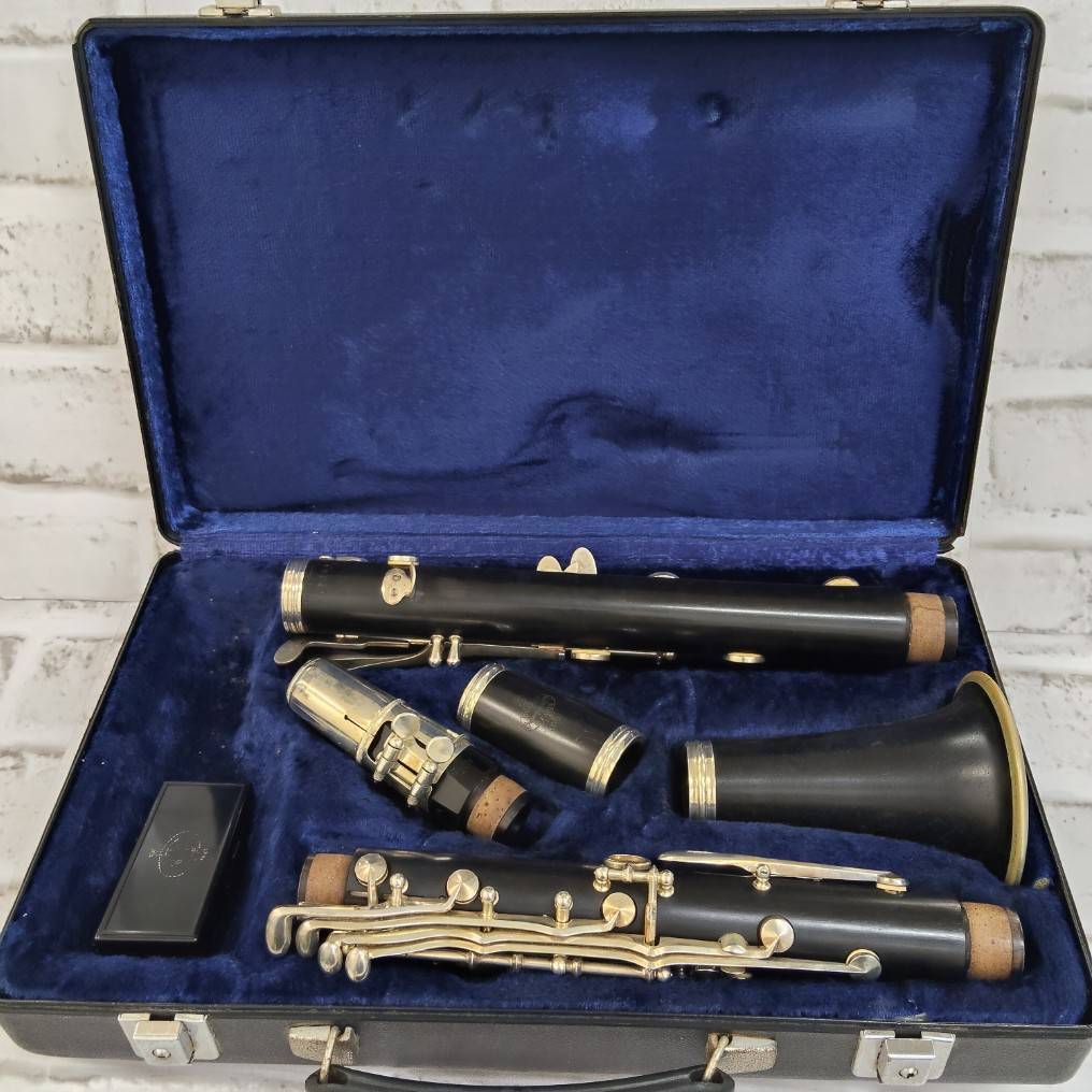 【TM0317〇？③】Buffet Crampon E11 クラリネット ケース付き 動作確認済み 楽器 音楽