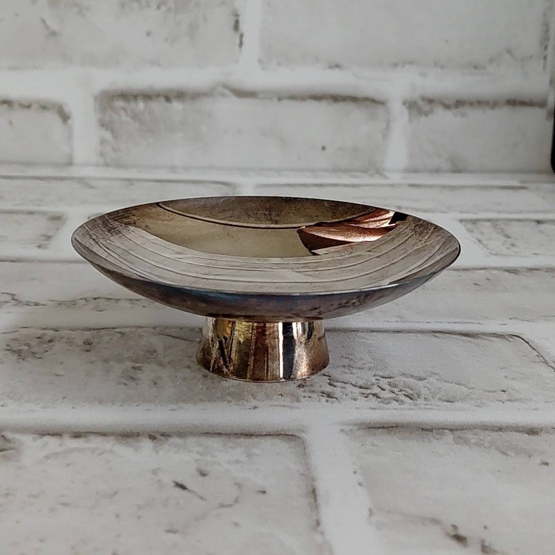 【TM0228？①】 純銀刻印 銀杯 65.5g 純銀 刻印あり 共箱あり コレクション