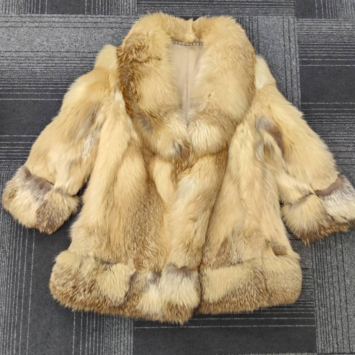 【TM0313②】フォックス コート サイズ不明 毛皮コート アンティーク レトロ 衣類
