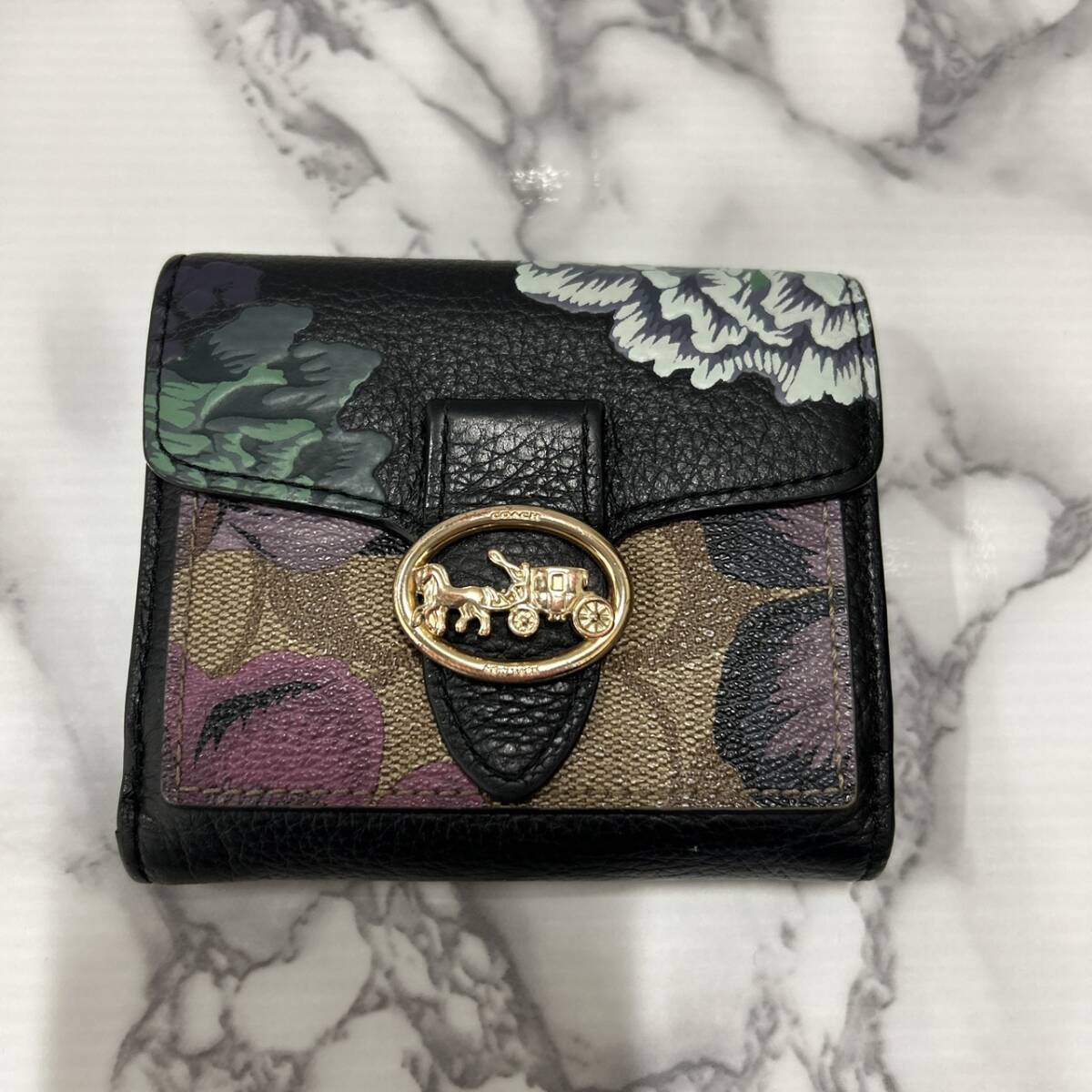 【TK0306①】COACH コーチ Kaffe 花柄 2つ折り財布 ブラック レディース