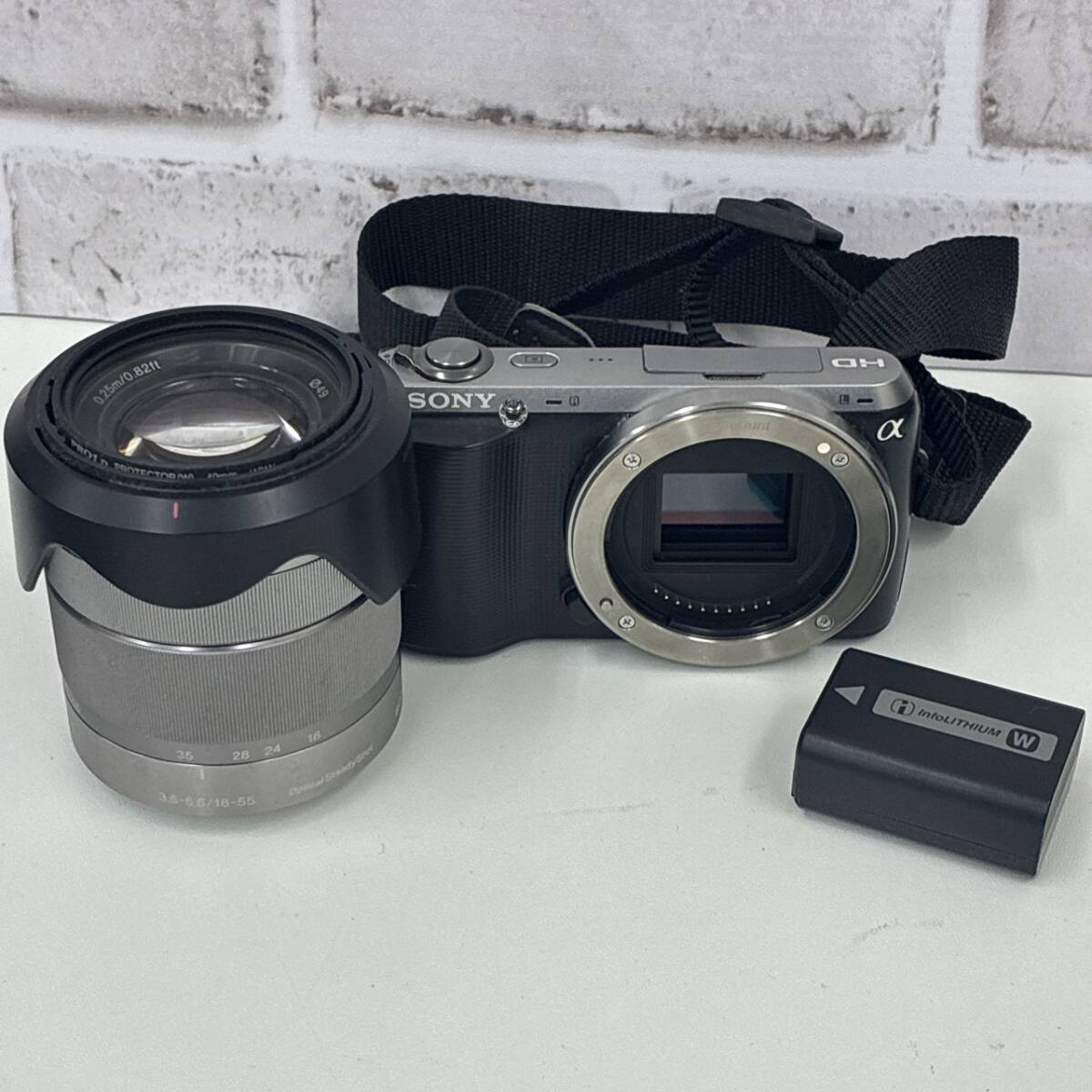 【TG0307】ソニー　NEX-C3　バッテリーレンズ付き　ジャンク ミラーレス一眼　カメラ　コレクション