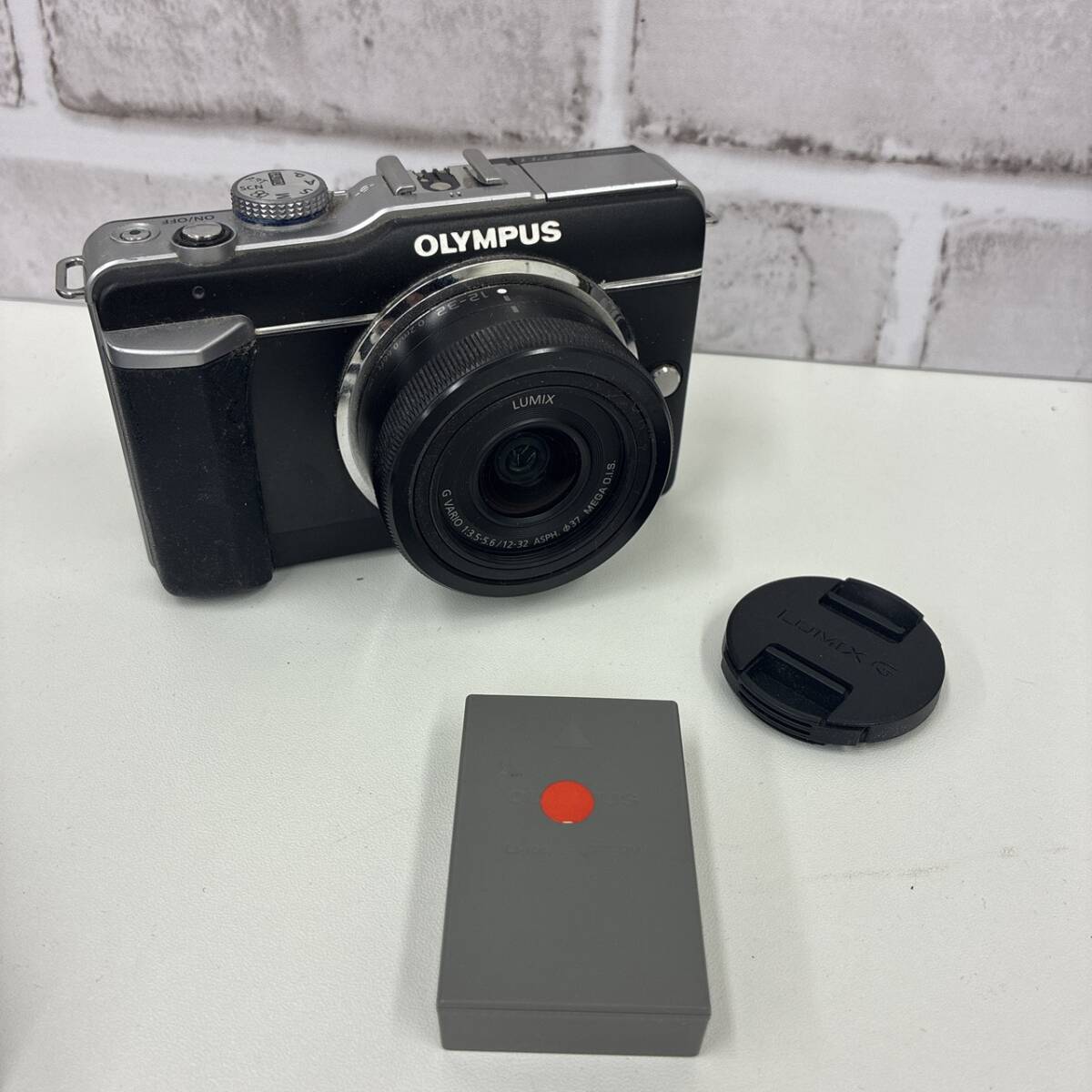 【TG0307】オリンパス　E-PL1　バッテリー付き　ジャンク ミラーレス一眼　カメラ　コレクション