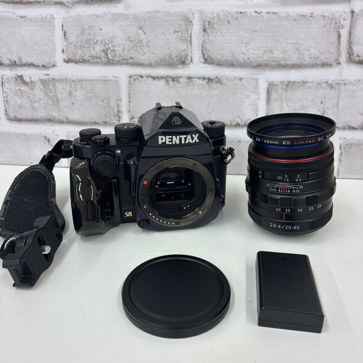 【TG0307？】ペンタックス　KP　Limited バッテリーあり　HD　DA　20-40ｍｍレンズ付き ジャンク デジタル一眼レフ　カメラ　コレクション
