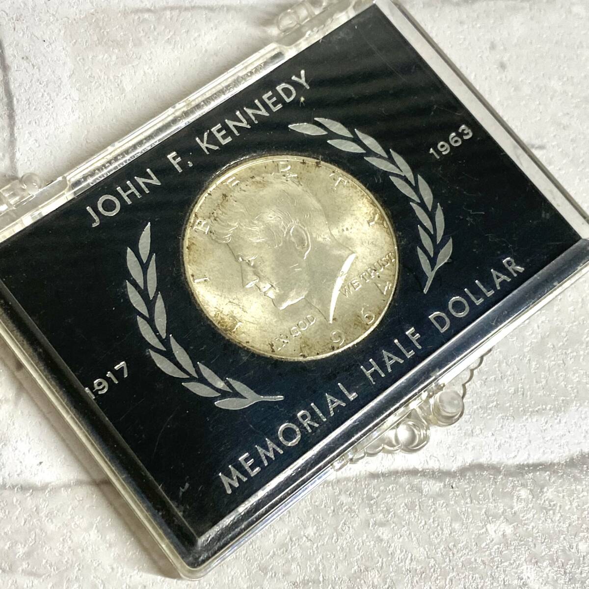 【TH0310③】1964 ケネディ ハーフダラー 銀貨 1点 約12.5g ケース付 外国コイン 海外コイン 記念メダル シルバーコイン 海外銀貨 
